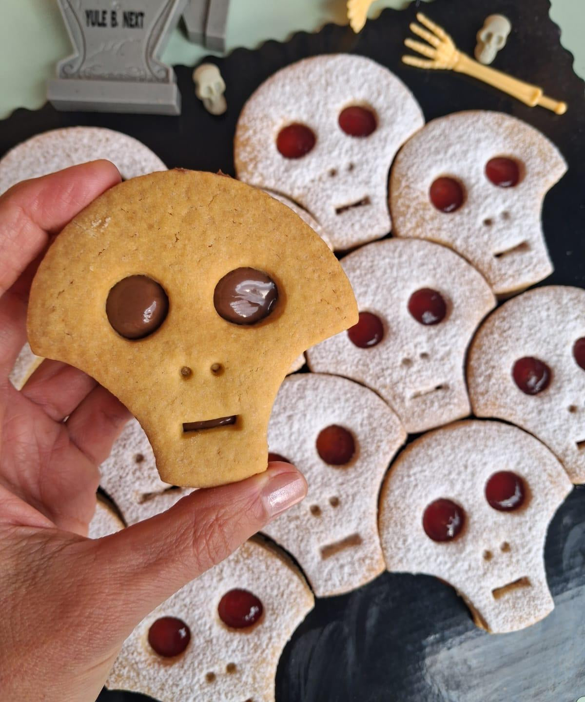 Biscotorta Teschio 01