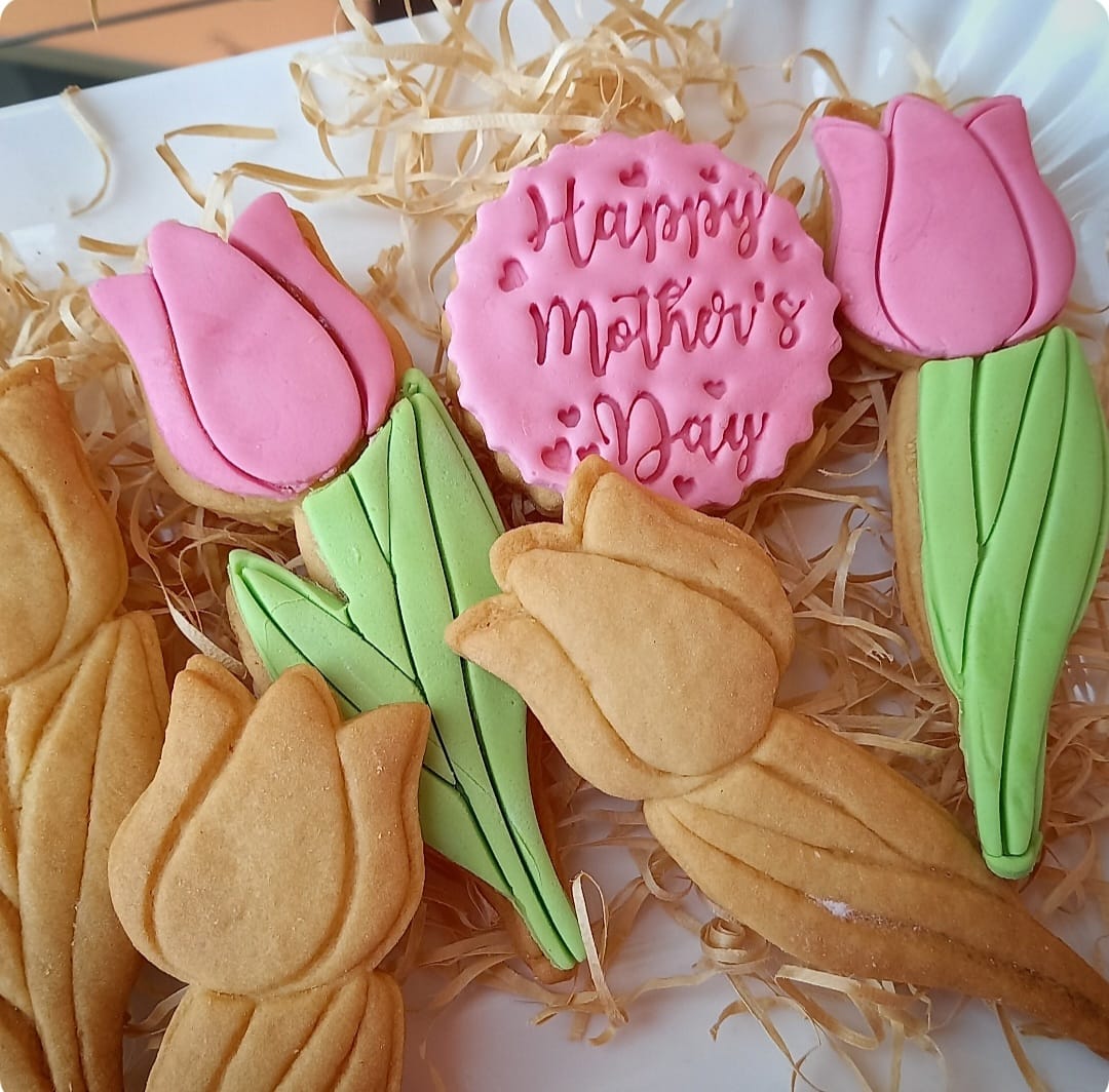 Stampo per biscotti a forma di Tulipano h 14 cm (6 pz)