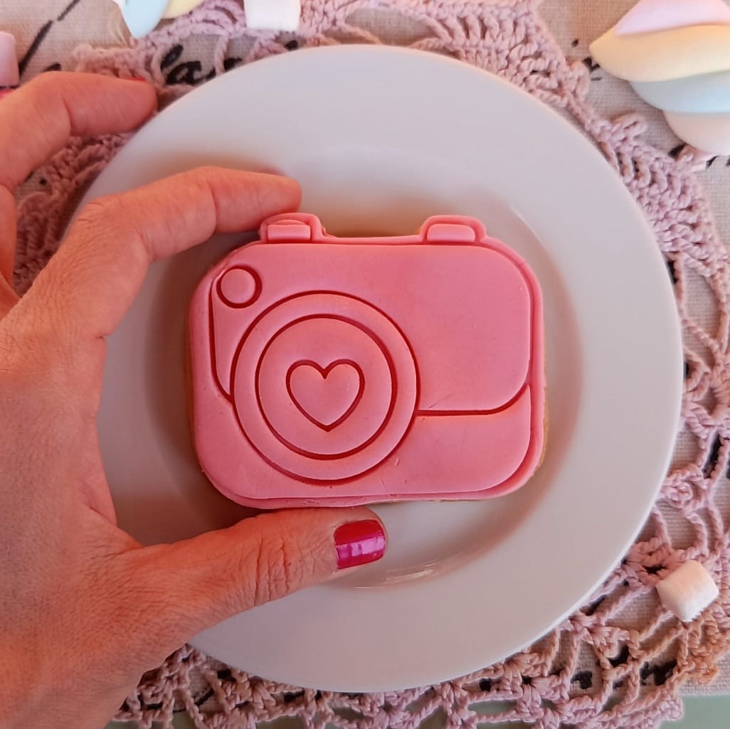Stampo per biscotti a forma di Macchina Fotografica Cuore (3 pz)