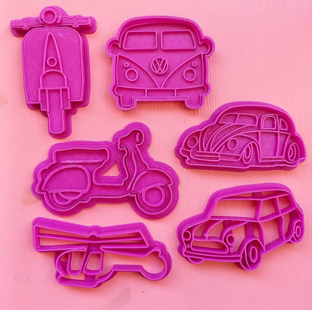 Stampo per biscotti a forma di Vespa frontale (profilo + interno)
