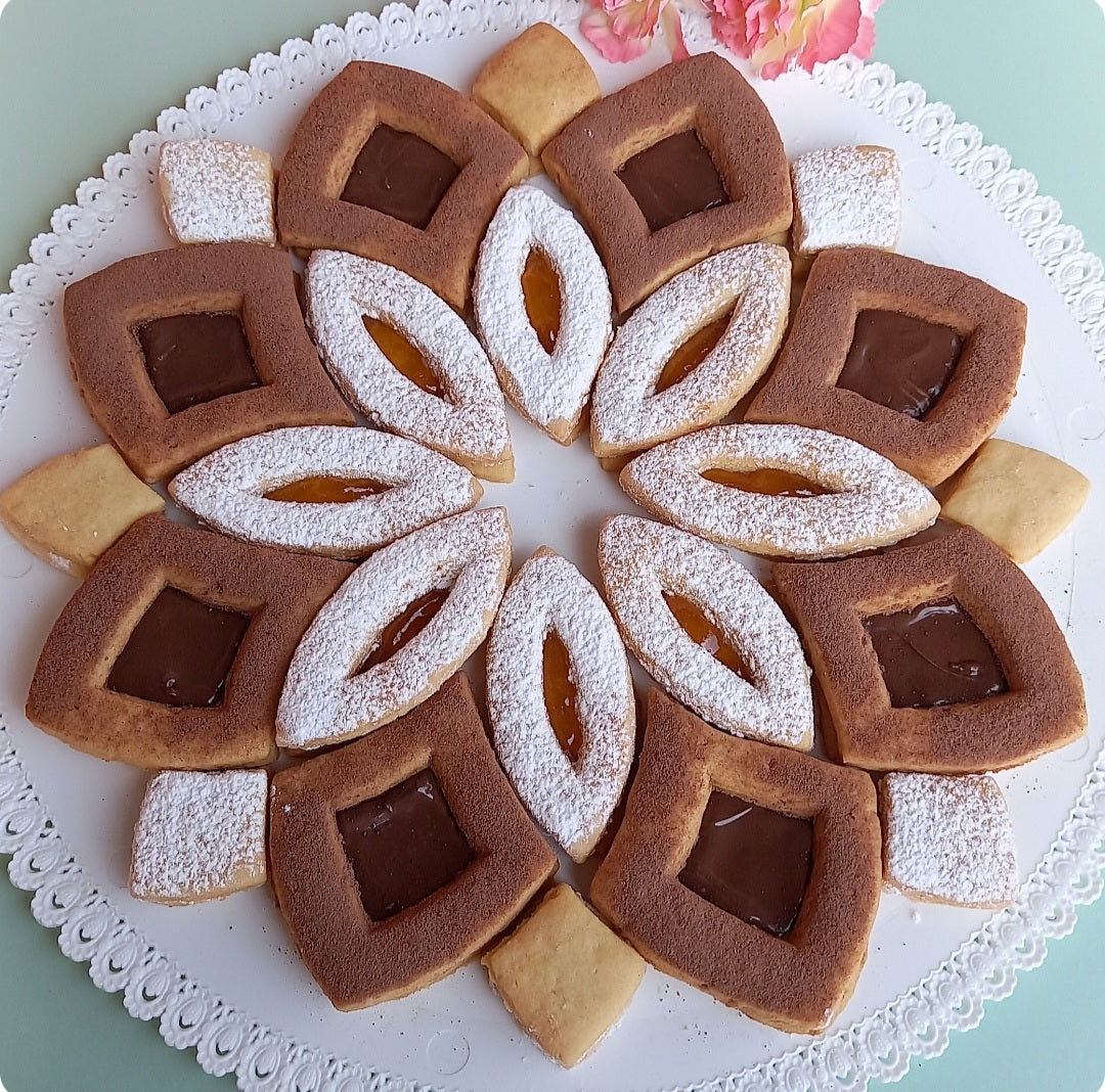Stampo per biscotti a forma di Biscotorta Giulietta farcita (5 pz)