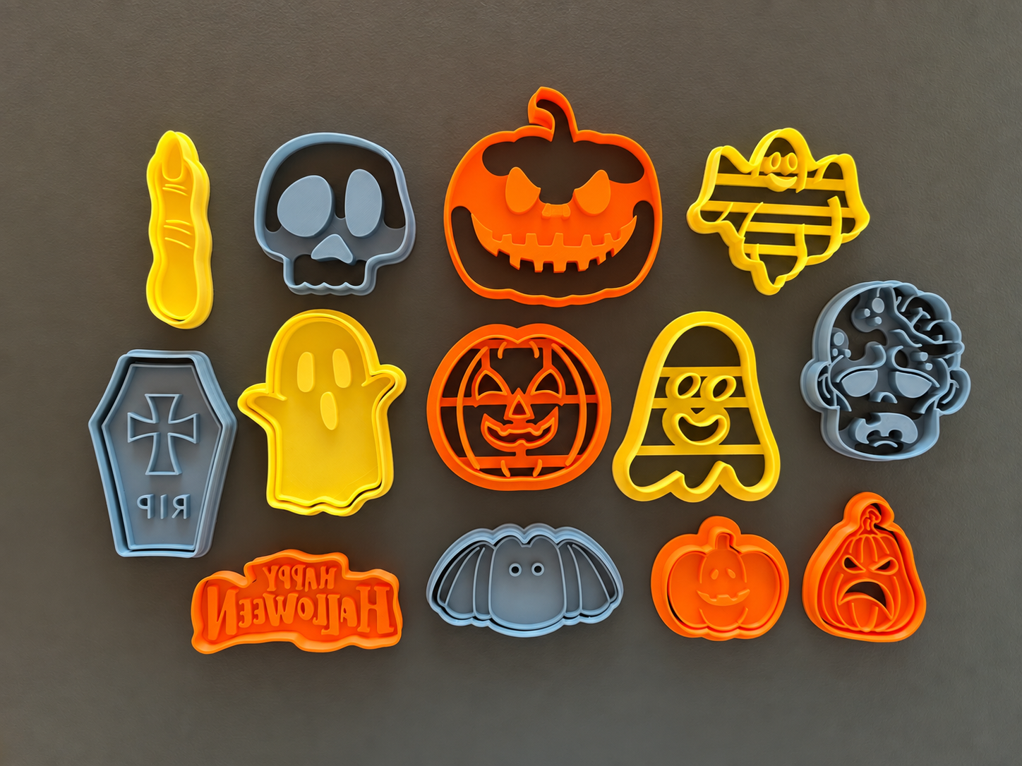 Set Formine per Biscotti a tema Halloween L 13 pezzi