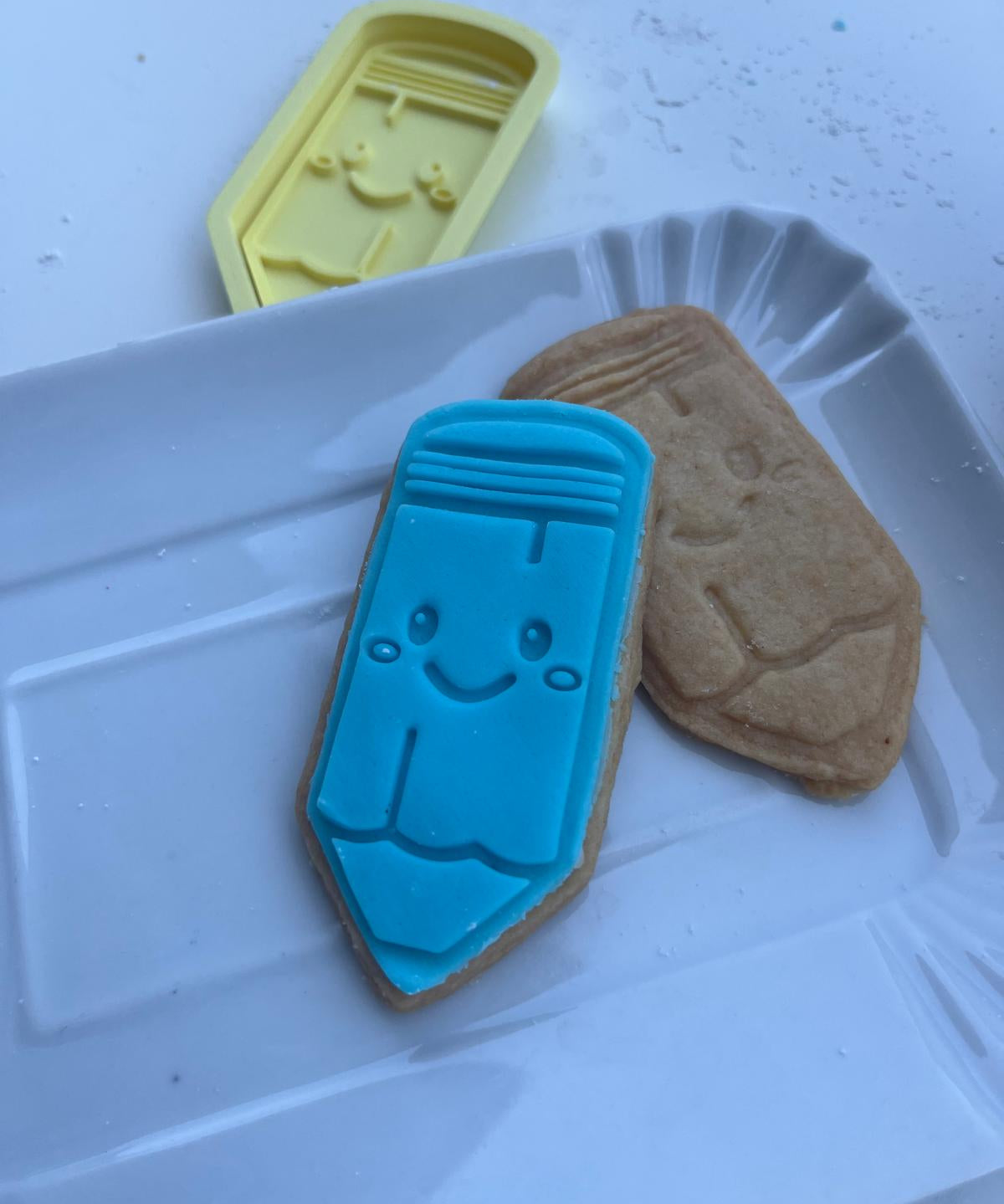 Stampo per biscotti a forma di Matita sorriso