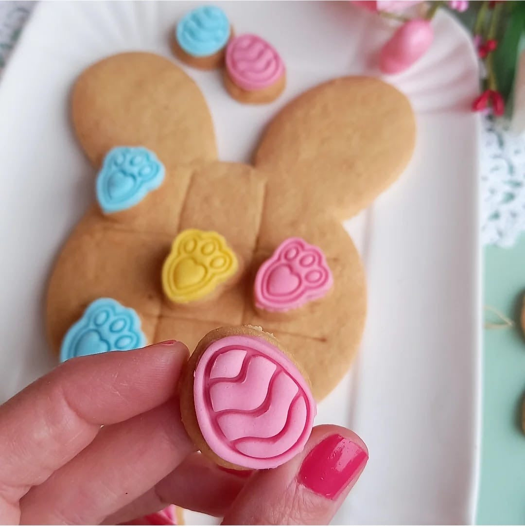 Stampo per biscotti a forma di Gioco Tris di Pasqua Coniglio