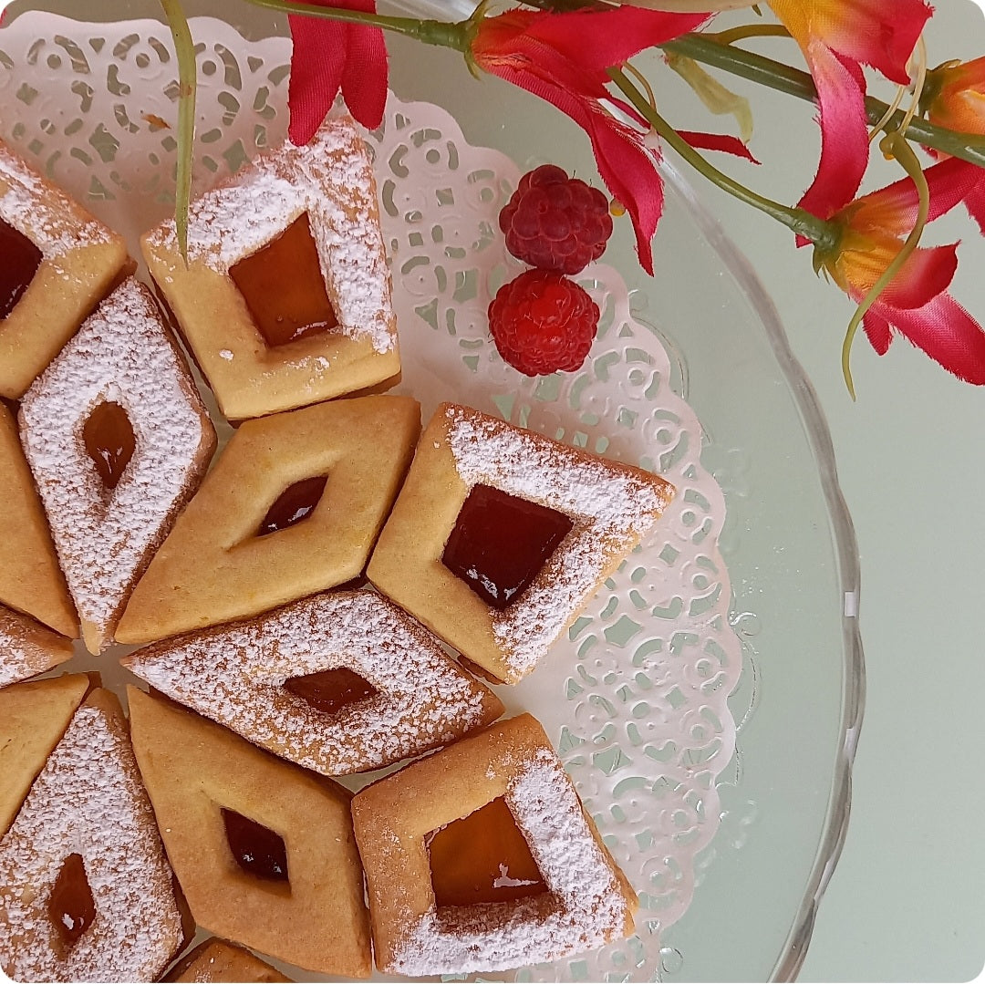 Stampo per biscotti a forma di Biscotorta Caterina farcita (4 pz)