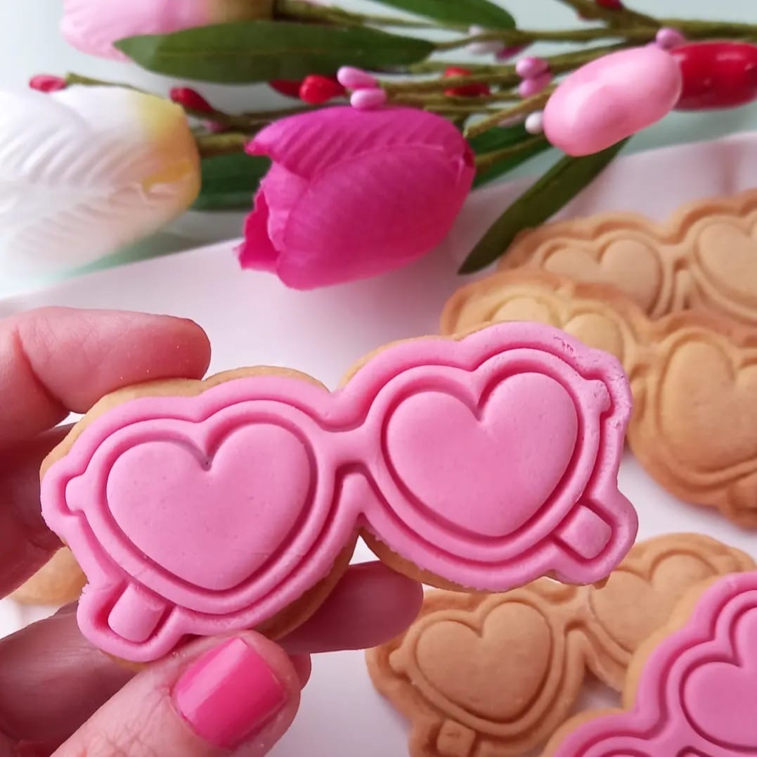 Stampo per biscotti a forma di Occhiali a cuore di San Valentino