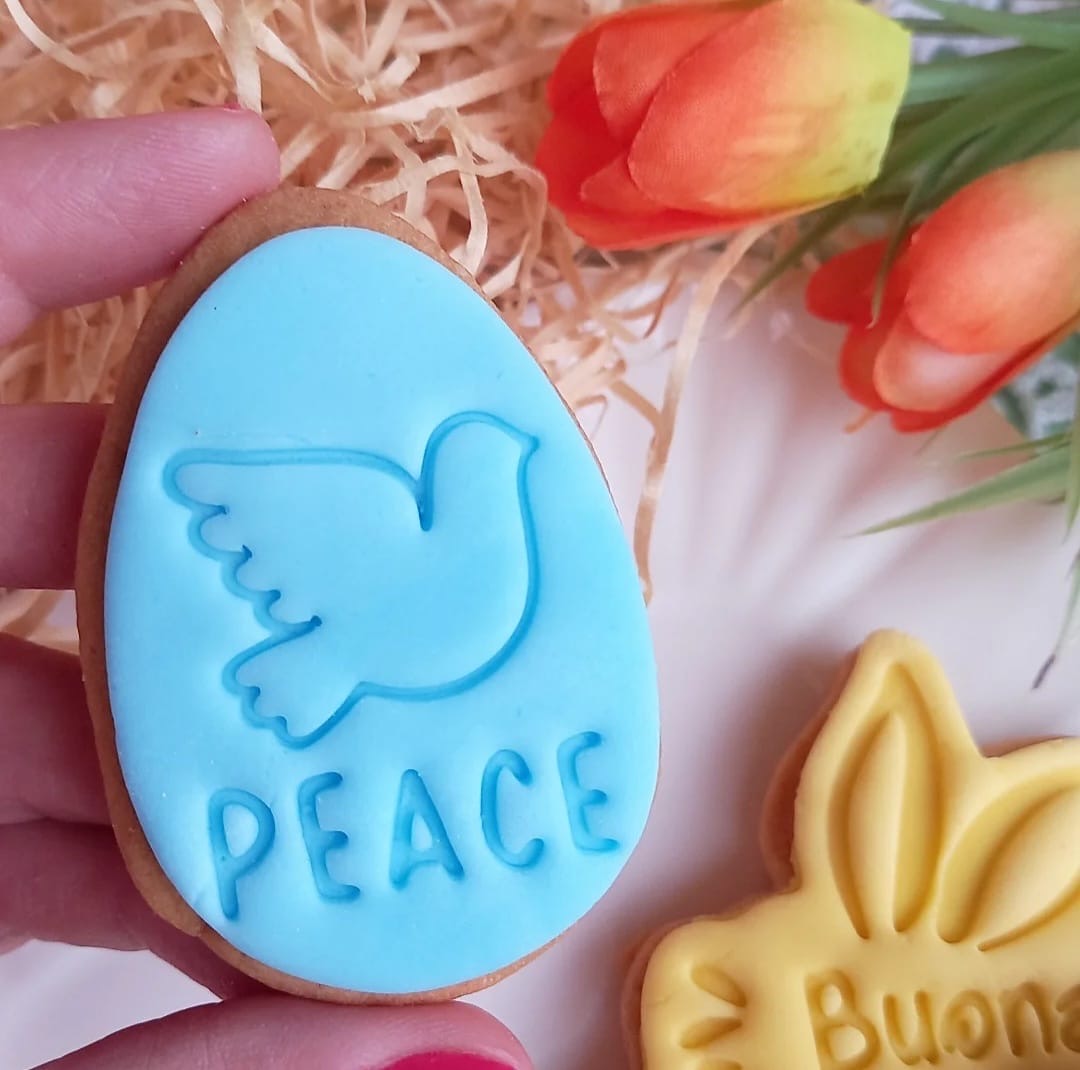 Stampo per biscotti a forma di Uovo Peace Pace con Colomba