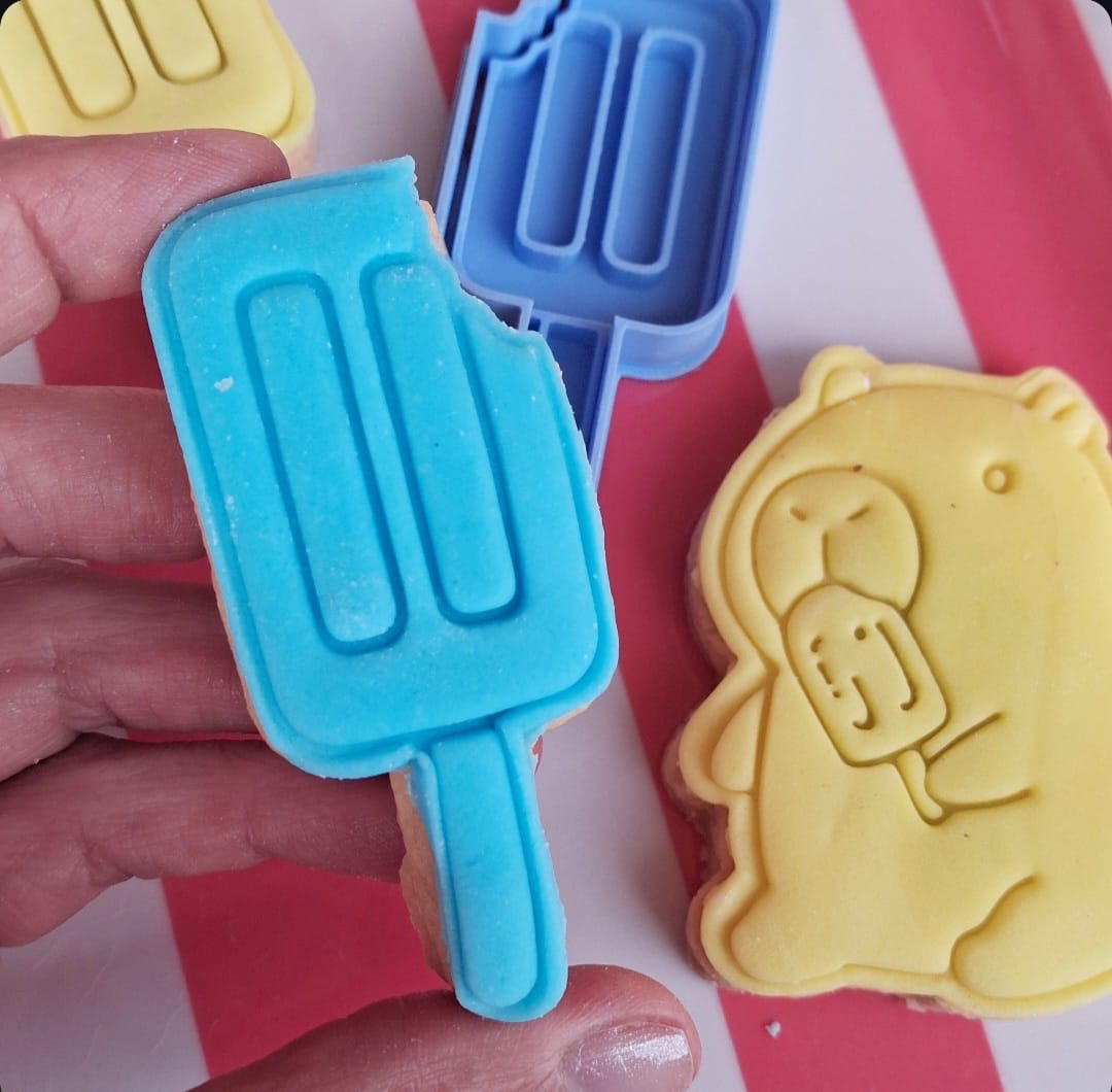 Stampo per biscotti a forma di Gelato morso con dettagli