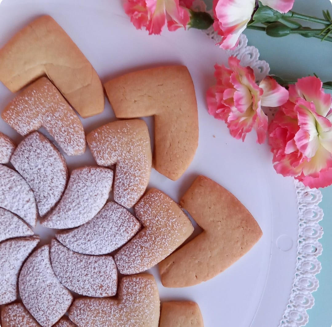 Stampo per biscotti a forma di Biscotorta Giulia (3 pz)