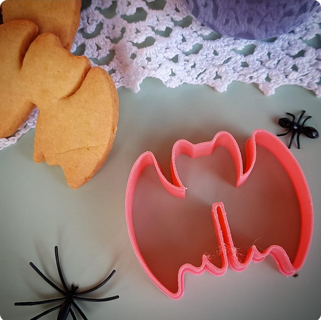 Stampo per biscotti a forma di Pipistrello di Halloween da tazza