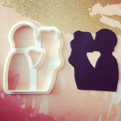 https://www.stampibiscotti.it/4011/bacio-fidanzati.jpg