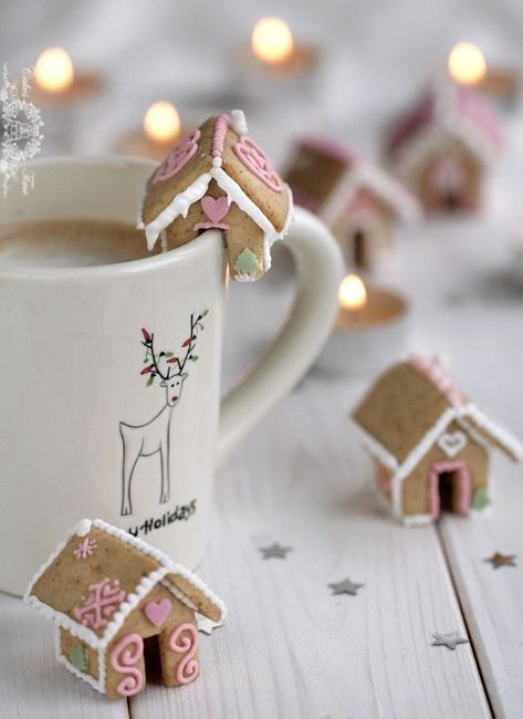 https://www.stampibiscotti.it/2593/casetta-da-tazza.jpg