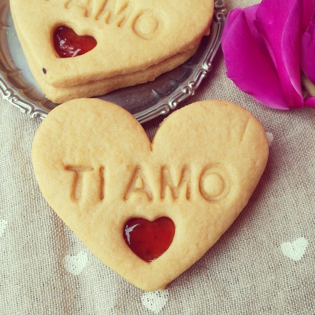 https://www.stampibiscotti.it/5276/cuore-ti-amo-stamp.jpg