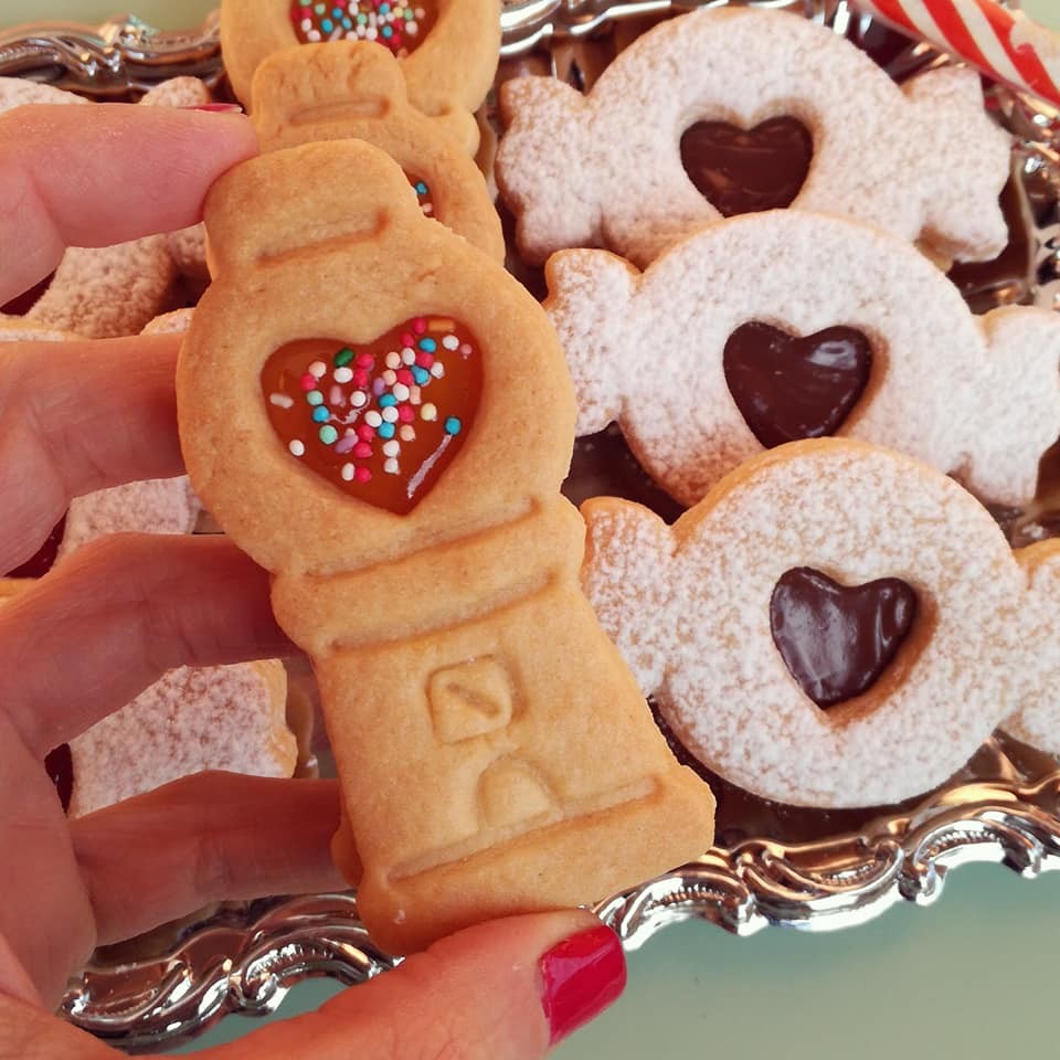 https://www.stampibiscotti.it/5314/distributore-caramelle-3pz.jpg
