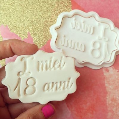 https://www.stampibiscotti.it/4790/i-miei-18-anni.jpg