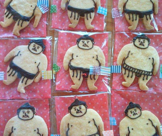 https://www.stampibiscotti.it/3226/lottatore-sumo.jpg