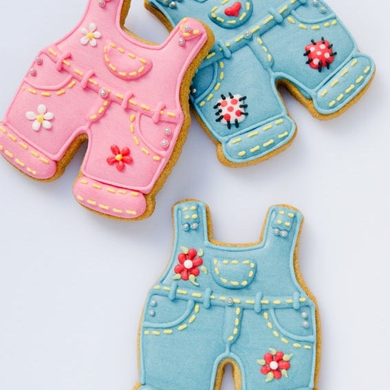 https://www.stampibiscotti.it/1623/salopette-bebe.jpg