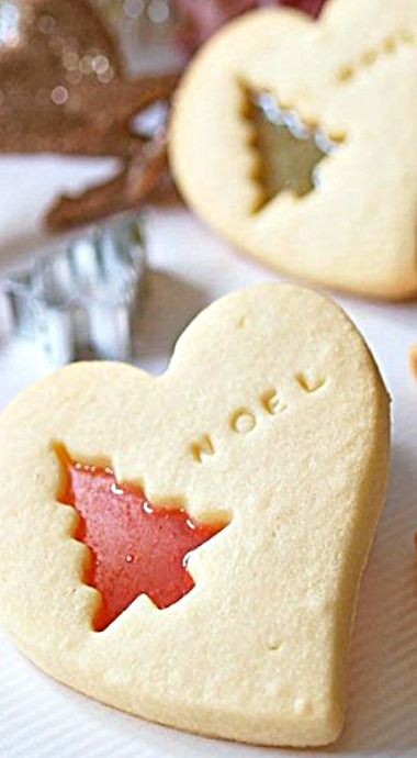 https://www.stampibiscotti.it/3092/set-2pz-glass-cookies-cuore-albero.jpg