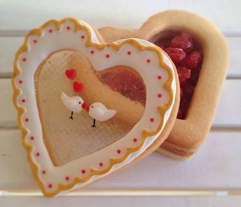 https://www.stampibiscotti.it/3093/set-2pz-glass-cookies-cuore.jpg