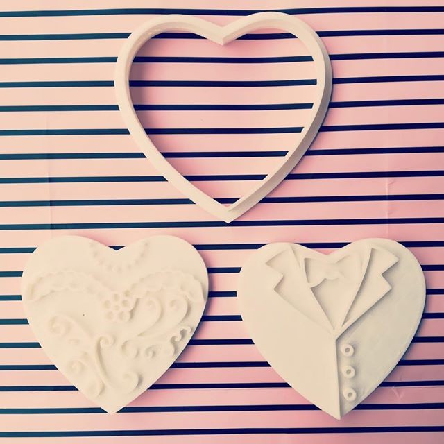 https://www.stampibiscotti.it/3355/set-cuore-sposi.jpg
