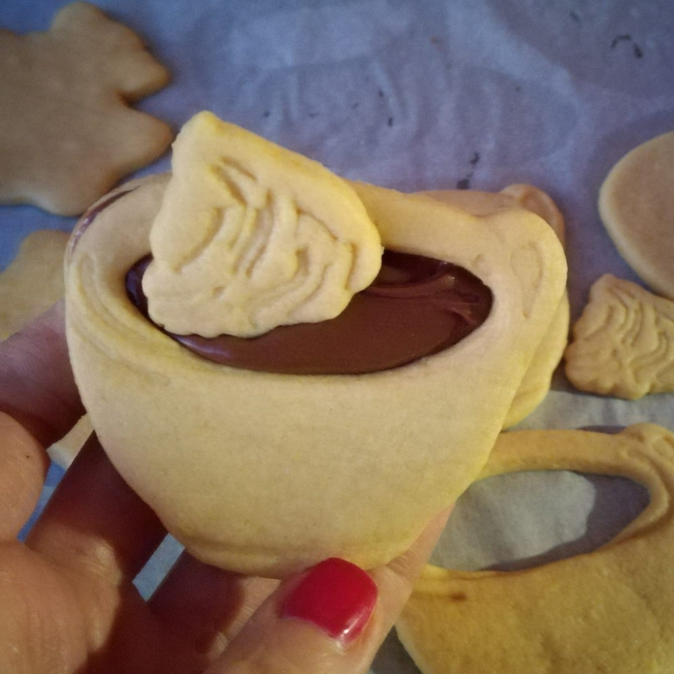 https://www.stampibiscotti.it/5240/set-tazza-cioccolata-con-panna.jpg
