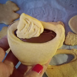 https://www.stampibiscotti.it/5240/set-tazza-cioccolata-con-panna.jpg