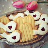 https://www.stampibiscotti.it/5123/set-uccellino-cuore.jpg