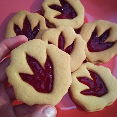 https://www.stampibiscotti.it/5166/set-zampa-dinosauro.jpg
