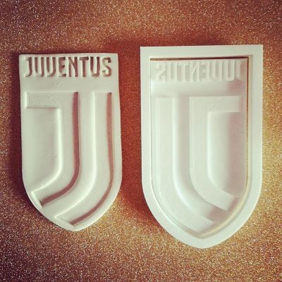 https://www.stampibiscotti.it/4234/stemma-juventus-h10cm.jpg
